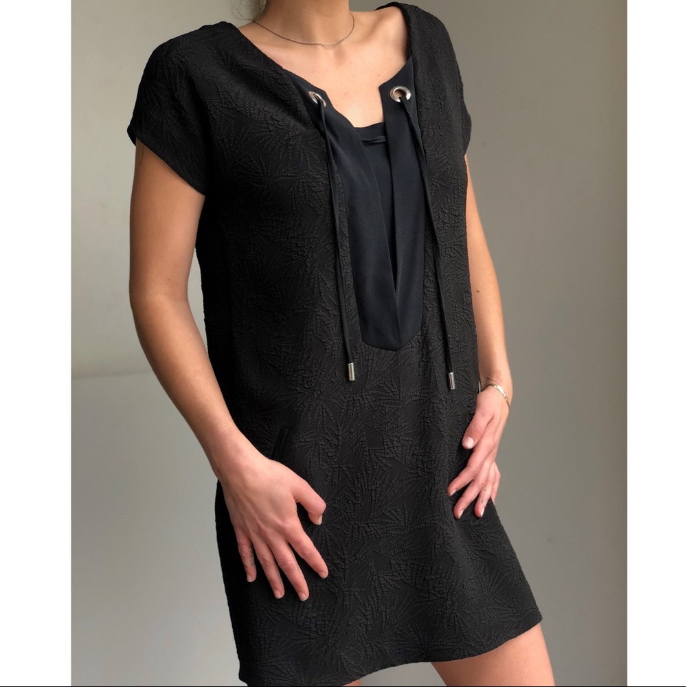 IKKS black lace up dress